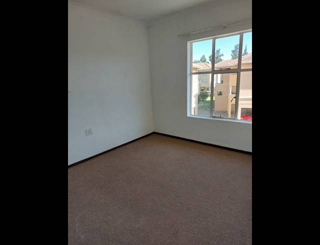 3 BEDROOM APARTMENT FOR SALE IN THREE RIVERS